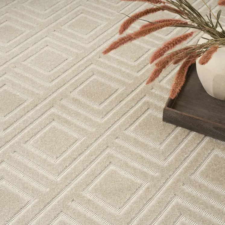 7' X 9' Beige Geometric Area Rug