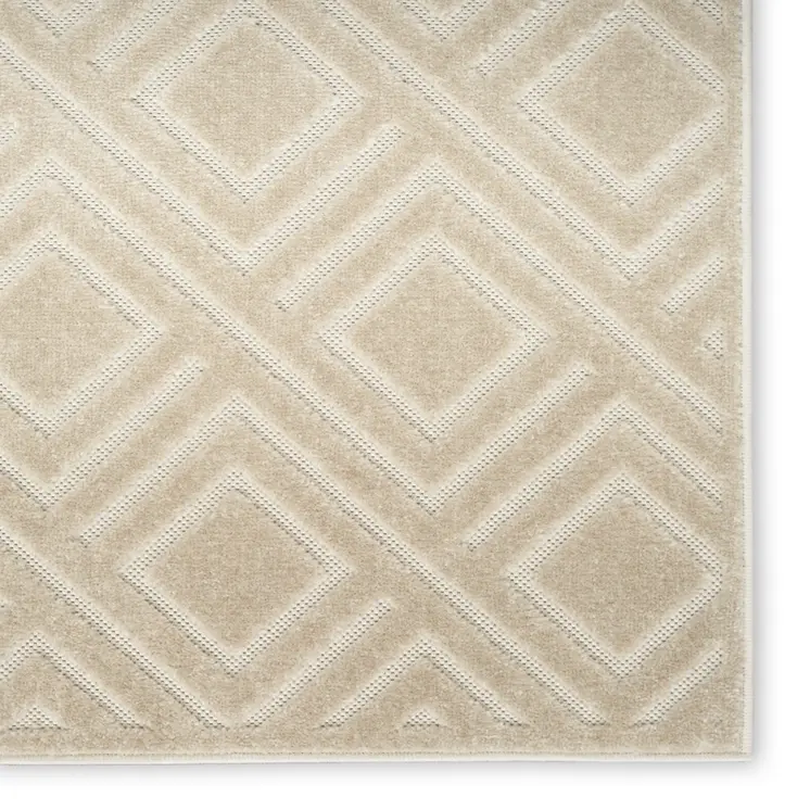 7' X 9' Beige Geometric Area Rug