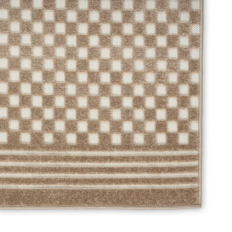 7' X 9' Brown Geometric Area Rug