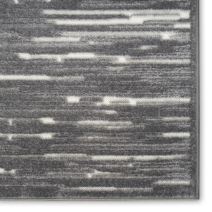 7' X 9' Gray Geometric Area Rug