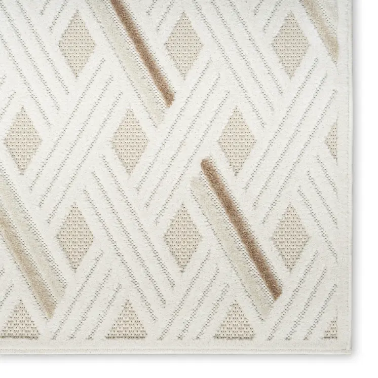 7' X 9' Cream Geometric Area Rug