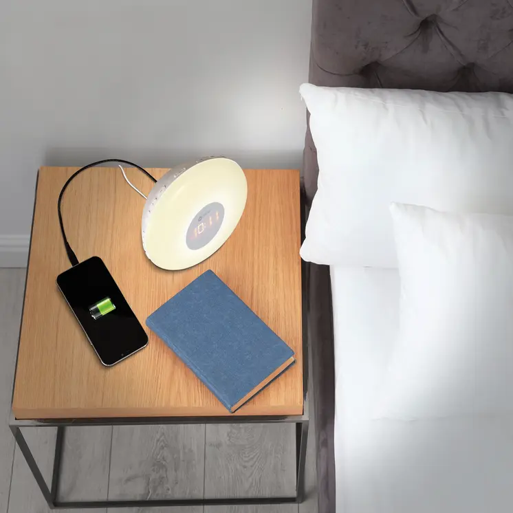 7" White Round LED Desk Lamp With USB
