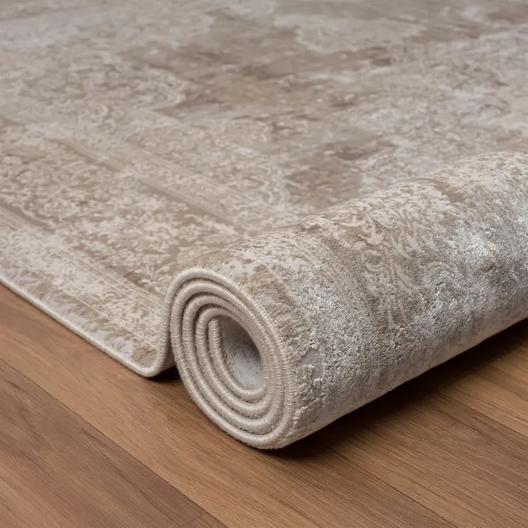 4' X 6' Beige and Ivory Medallion Area Rug