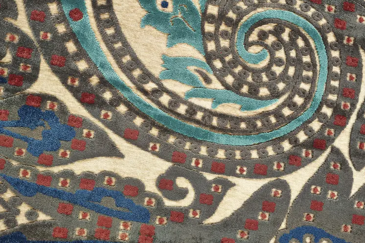 8' X 11' Tan Blue and Taupe Paisley Power Loom Area Rug