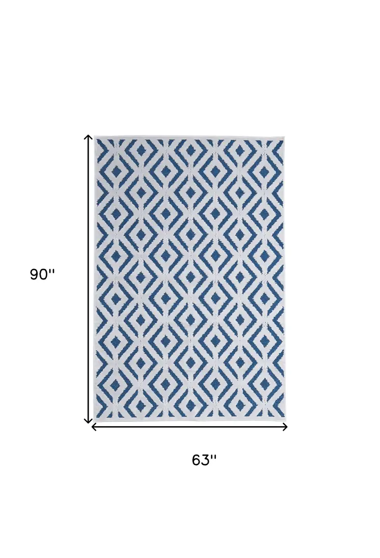 5' X 8' Blue and White Power Loom Area Rug