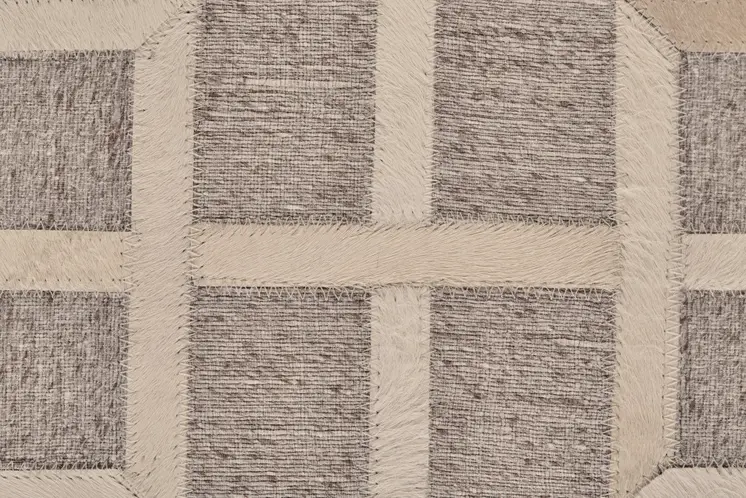 5' X 8' Tan and Ivory Geometric Hand Woven Area Rug