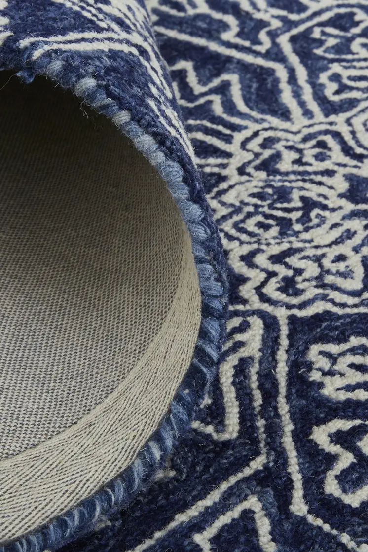 10' X 14' Ivory and Blue Wool Oriental Hand Tufted Area Rug