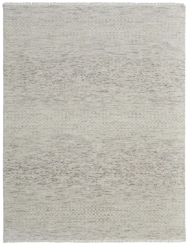 8' X 10' Ivory and Gray Wool Hand Knotted Area Rug With Fringe