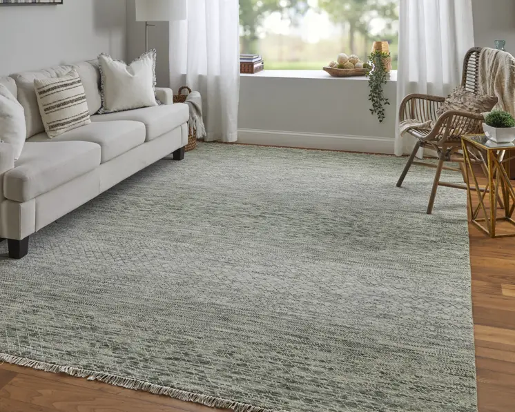 2' X 3' Ivory and Green Wool Hand Knotted Area Rug With Fringe