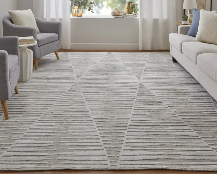 2' X 3' Ivory Geometric Hand Woven Area Rug