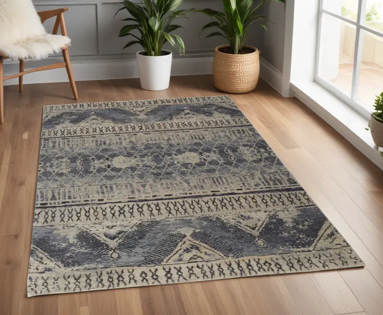 4' X 6' Gray Blue and Ivory Wool Floral Hand Knotted Area Rug