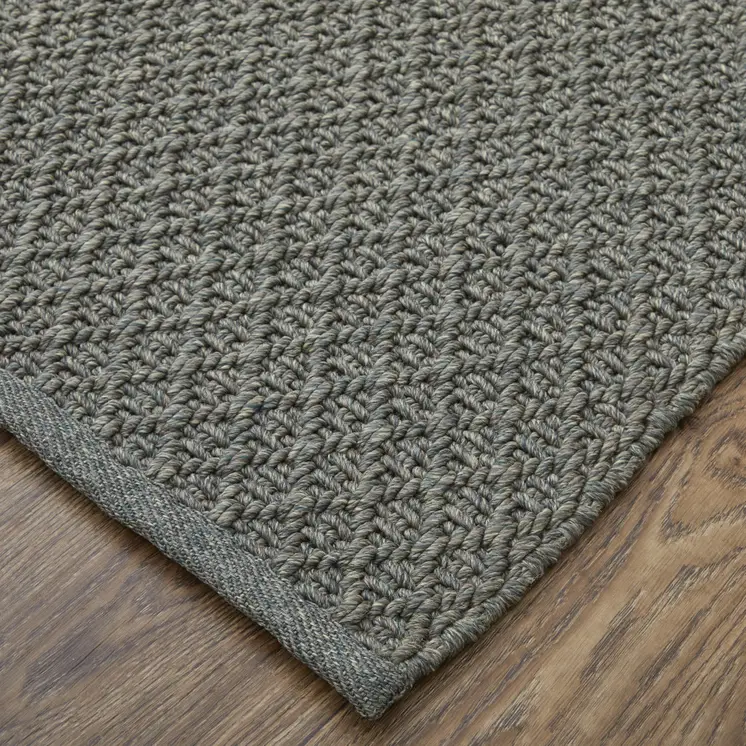 10' X 14' Green Hand Woven Area Rug