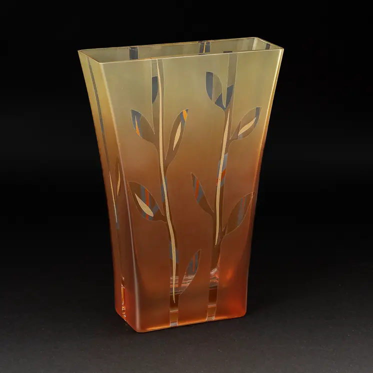 11" Brown Leaf Lead Free Crystal Table Vase