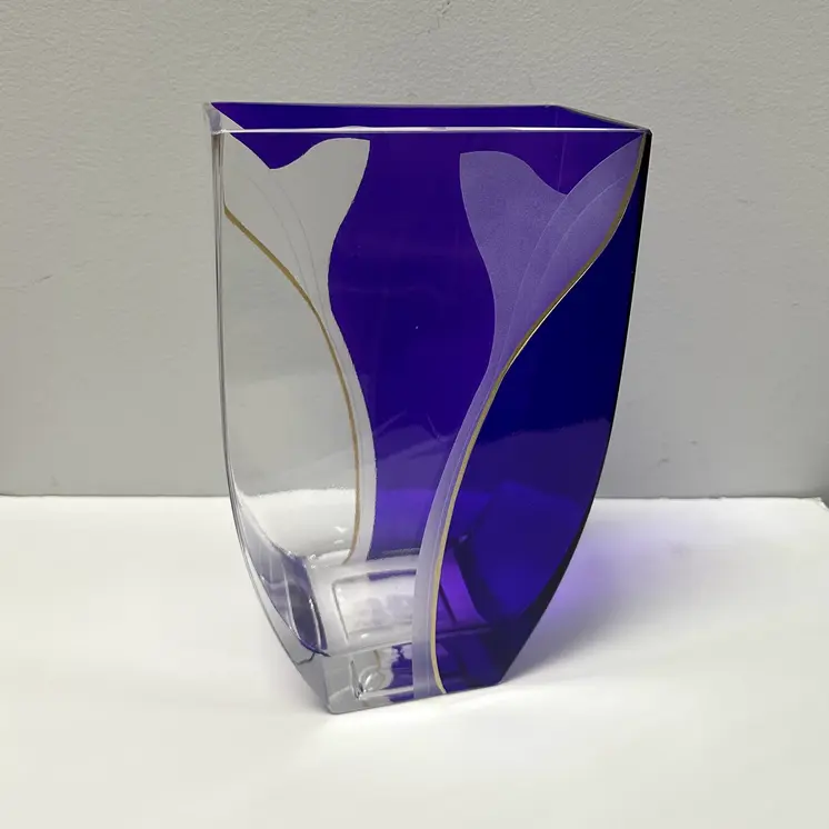 11" Clear And Purple Floral Lead Free Crystal Table Vase