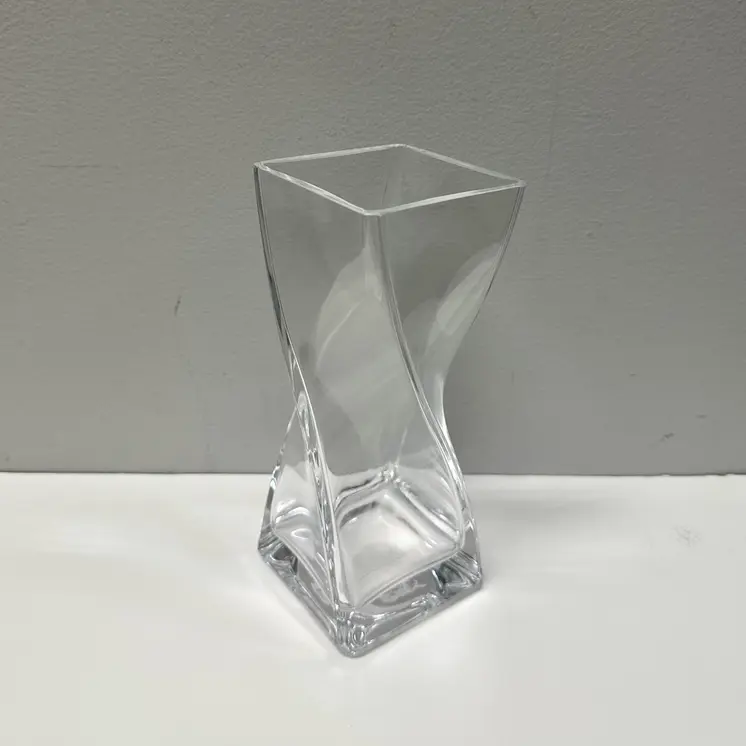 9" Clear Lead Free Crystal Twisted Helix Table Vase