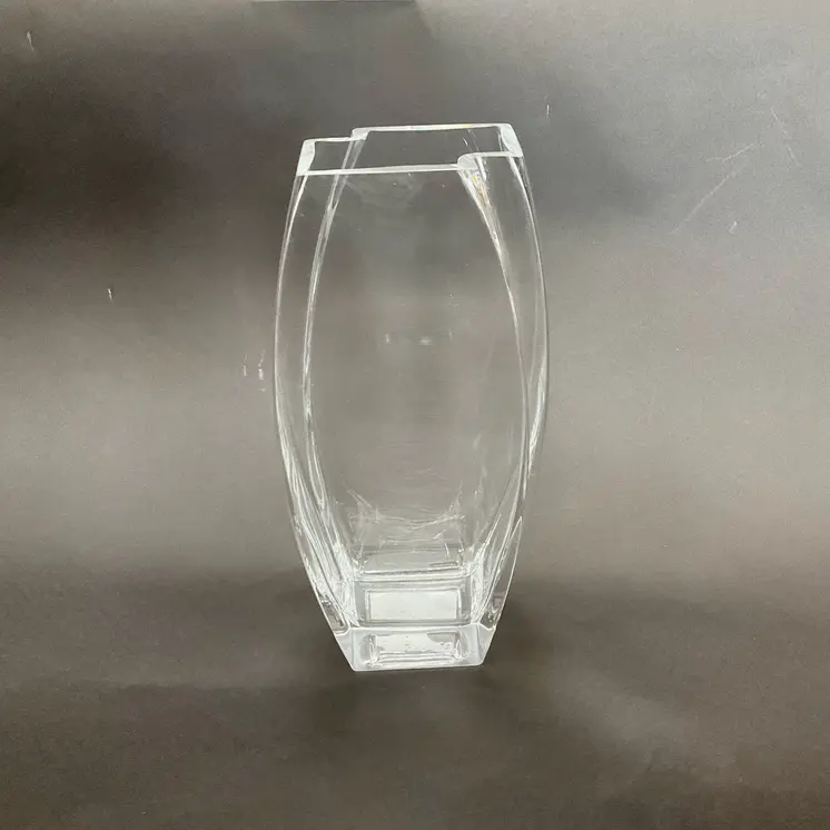 11" Clear Lead Free Crystal Asymmetrical Table Vase