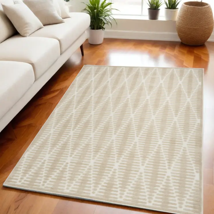 5' X 7' Beige Geometric Area Rug