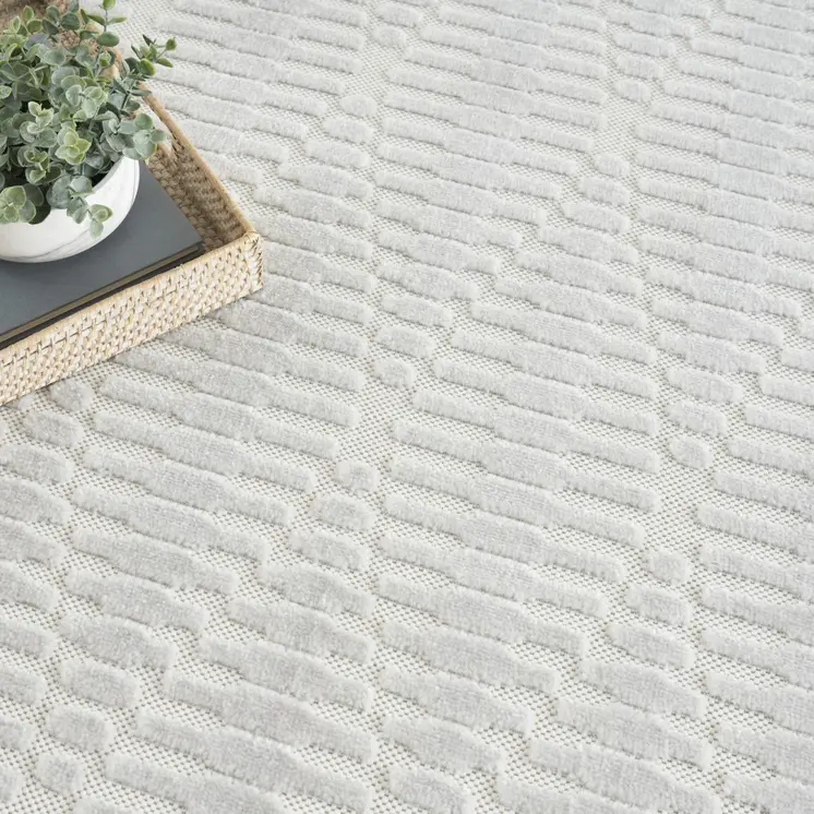 5' X 7' Gray Geometric Area Rug