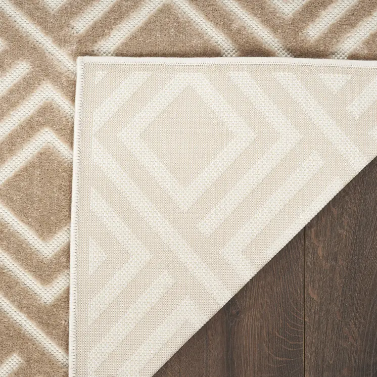 8' X 10' Brown Geometric Area Rug
