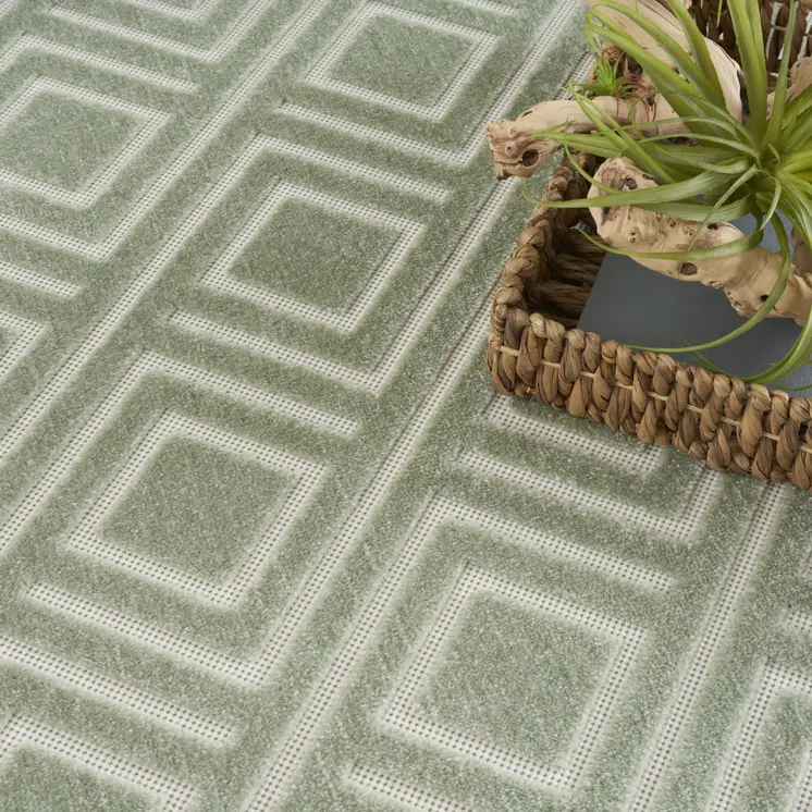 8' X 10' Green Geometric Area Rug
