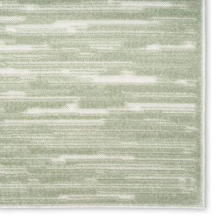 8' X 10' Green Geometric Area Rug