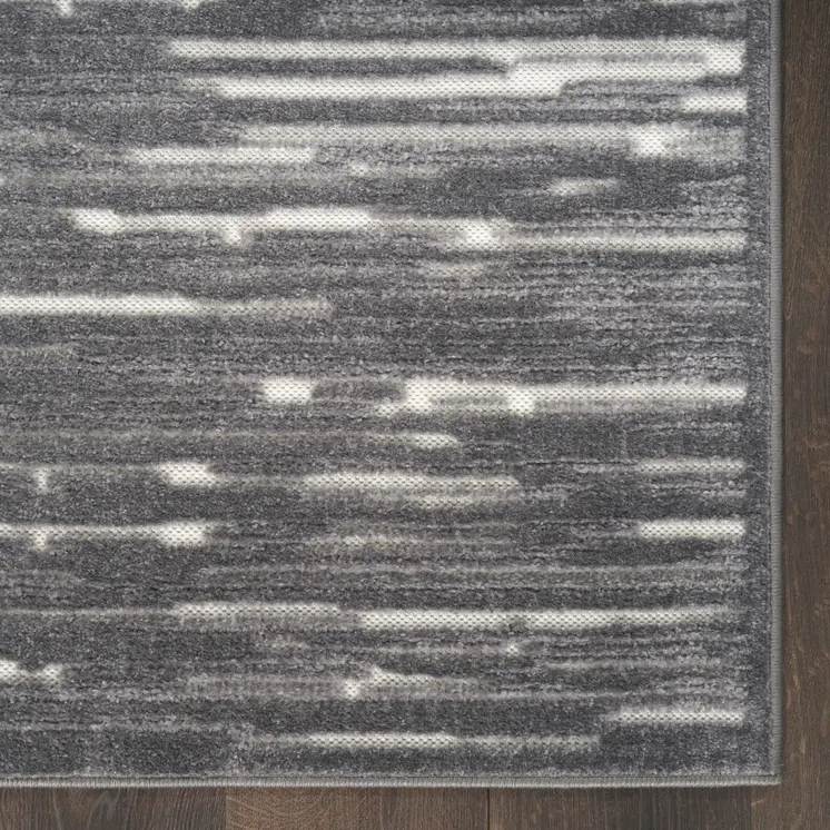 9' X 12' Gray Geometric Area Rug