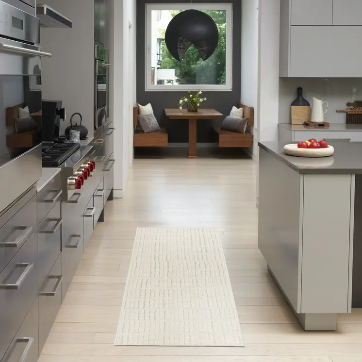 6' Ivory and Gray Geometric Runner Rug