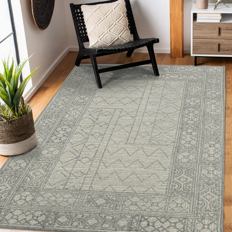 8' X 10' Gray And Ivory Wool Southwestern Hand Hooked Area Rug