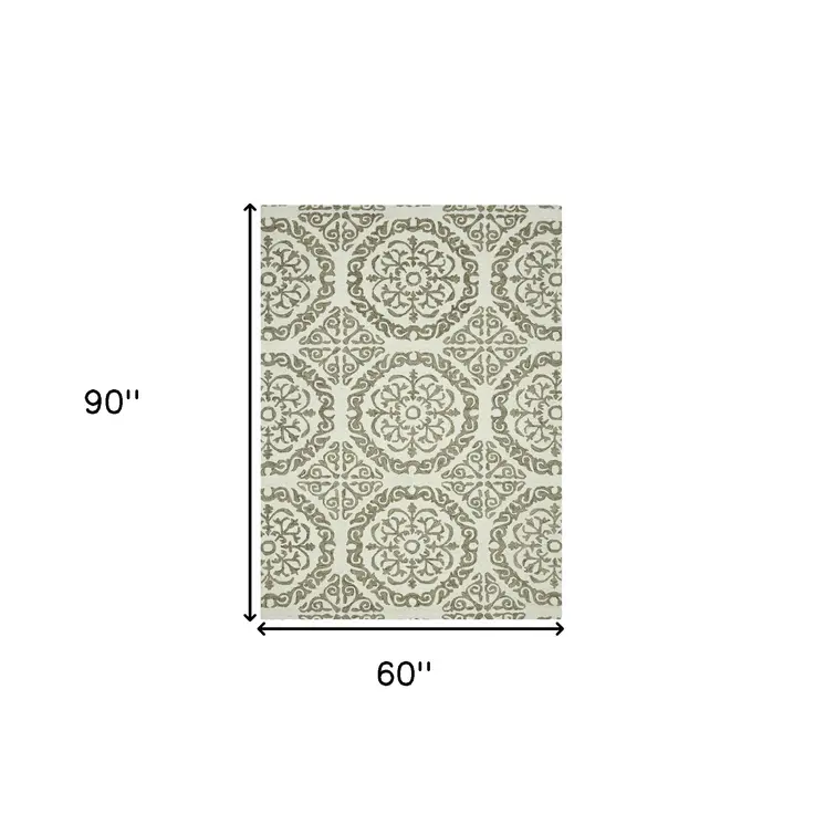 5' X 7' Ivory And Light Brown Wool Medallion Hand Hooked Area Rug