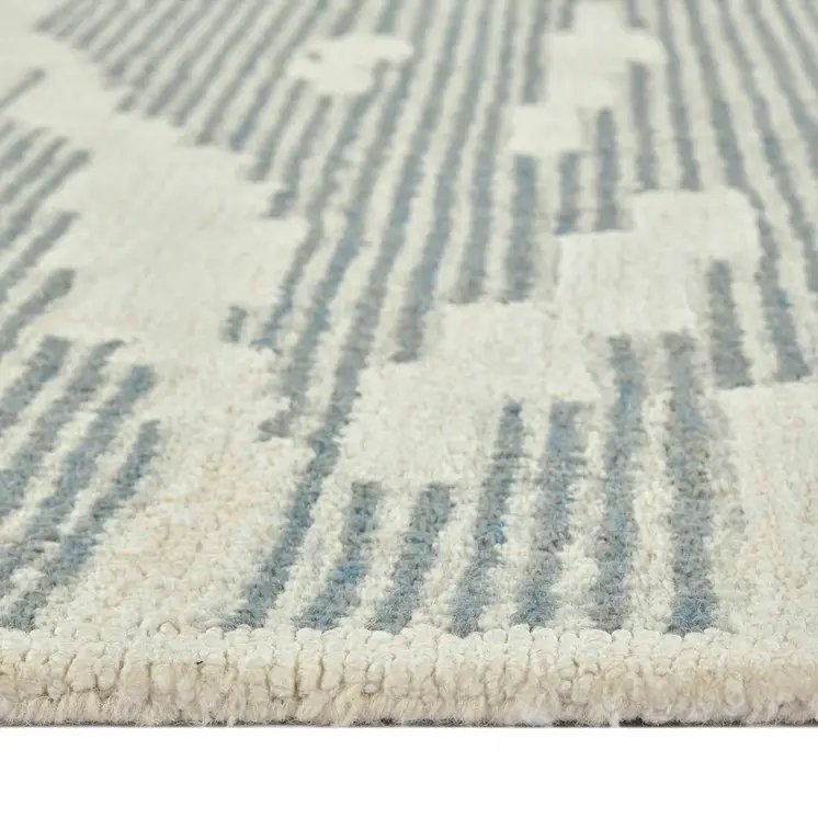 5' X 8' Gray And Ivory Wool Abstract Hand Hooked Area Rug