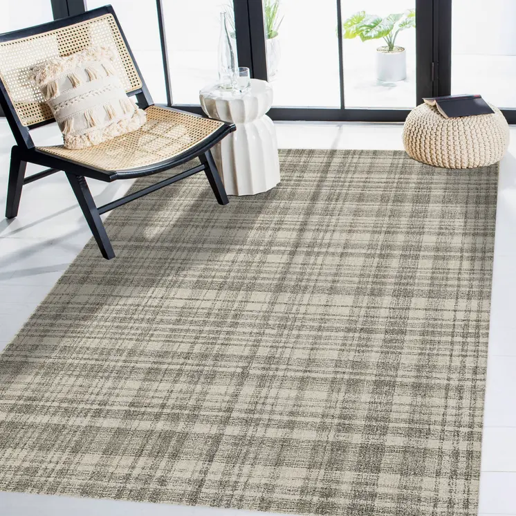5' X 7' Ivory And Gray Wool Plaid Hand Tufted Area Rug