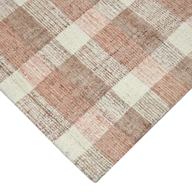 5' X 7' Pink And Ivory Wool Plaid Hand Tufted Area Rug