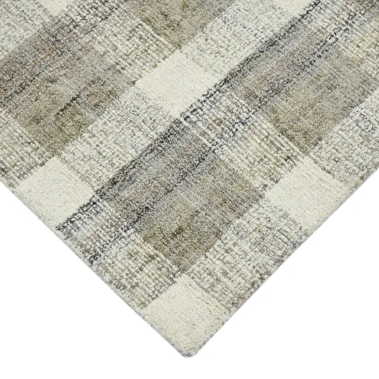 5' X 7' Gray And Ivory Wool Plaid Hand Tufted Area Rug