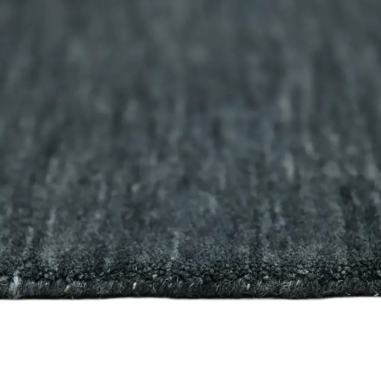 4' X 6' Dark Gray Wool Hand Woven Area Rug