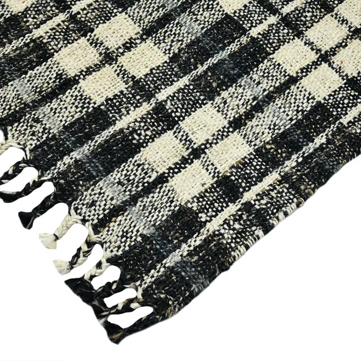 2' X 3' Black And Ivory Jute Plaid Hand Woven Area Rug With Fringe