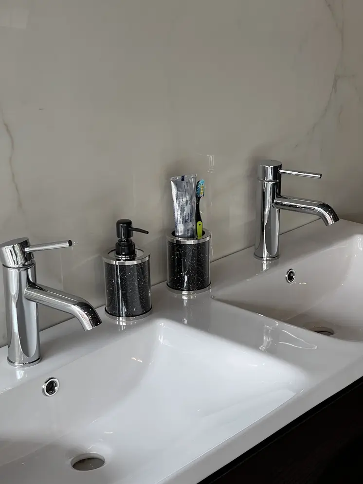 Two Piece Black Glass Bling Bathroom Accessory Set