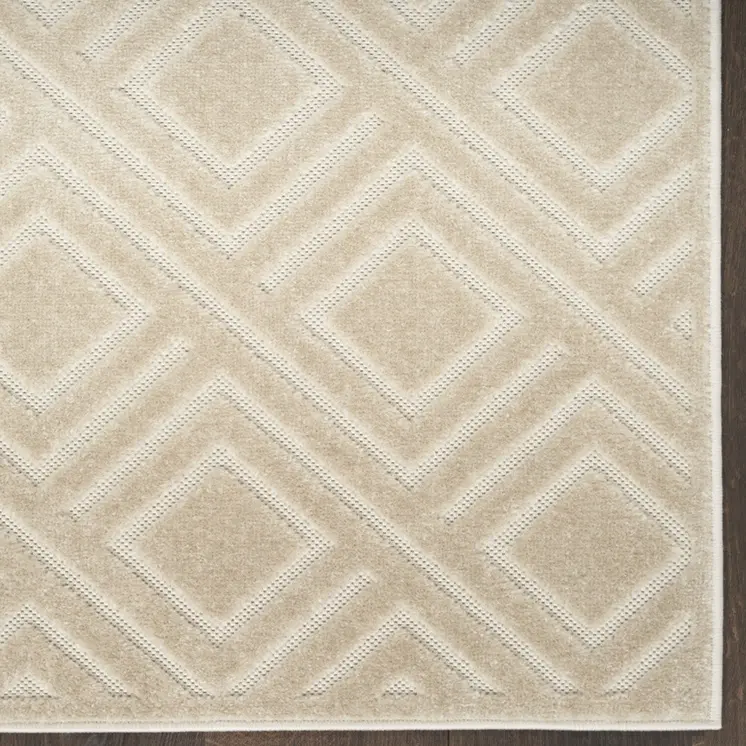 6' Beige Geometric Runner Rug