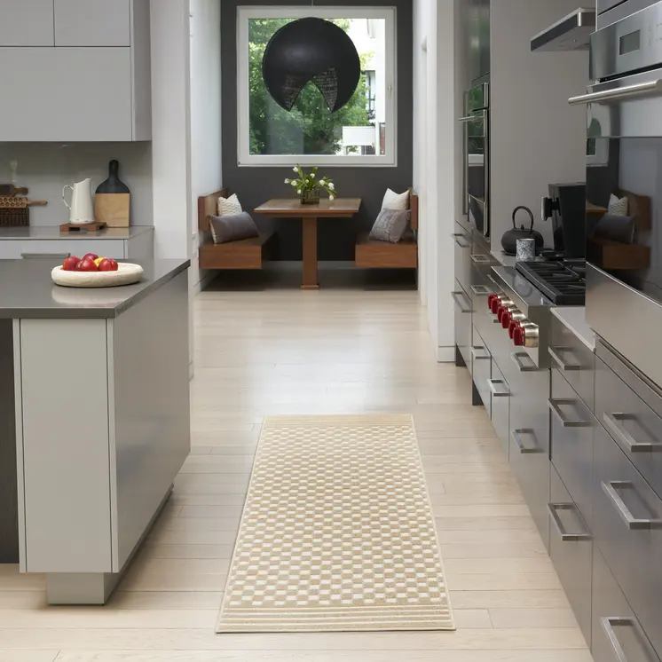6' Tan Geometric Runner Rug