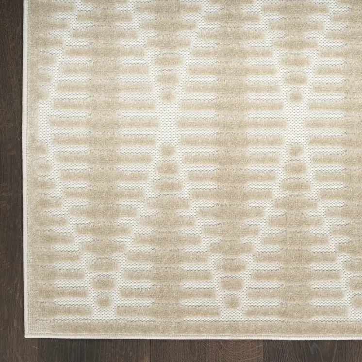 6' Beige Geometric Runner Rug