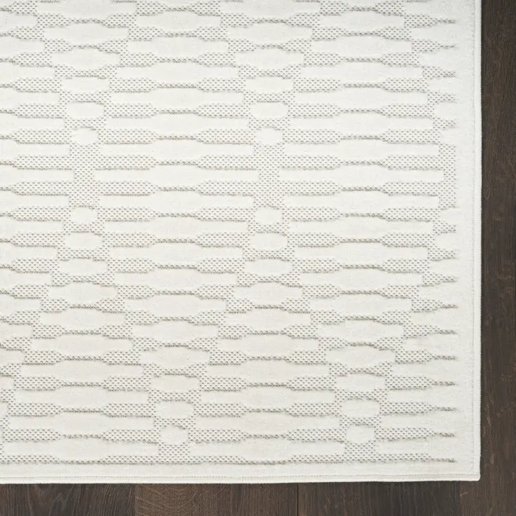 6' Ivory Geometric Runner Rug