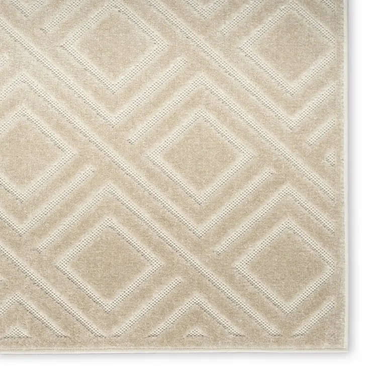 4' X 6' Beige Geometric Area Rug