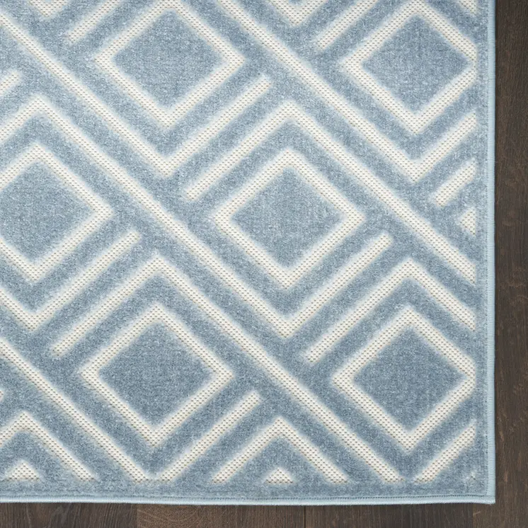 4' X 6' Blue Geometric Area Rug