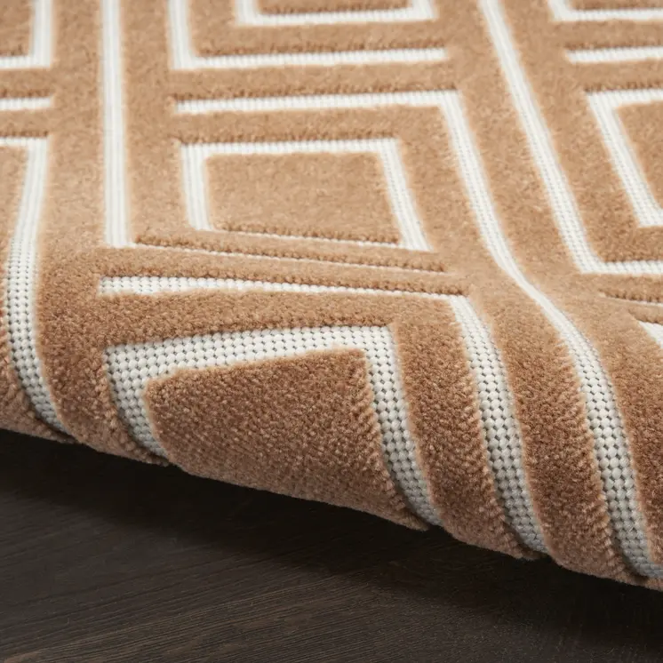 4' X 6' Brown Geometric Area Rug