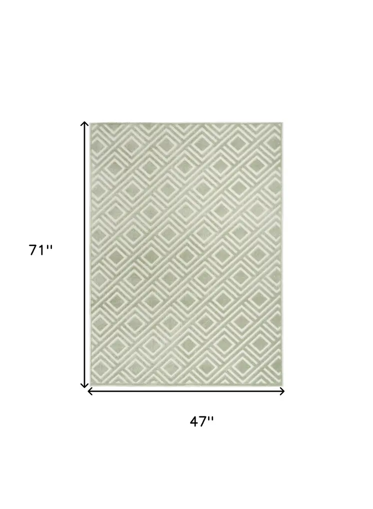 4' X 6' Green Geometric Area Rug