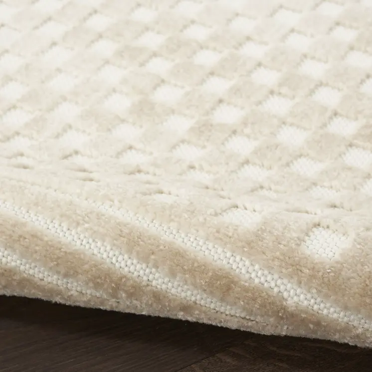 4' X 6' Beige Geometric Area Rug