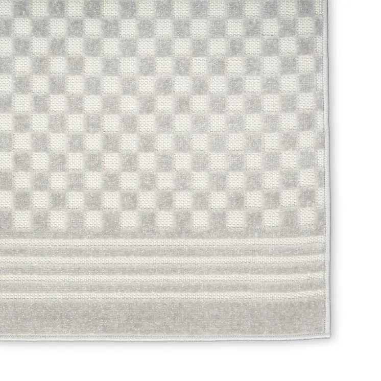 4' X 6' Gray Geometric Area Rug