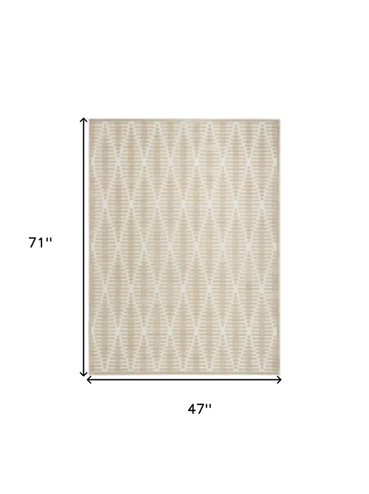 4' X 6' Beige Geometric Area Rug