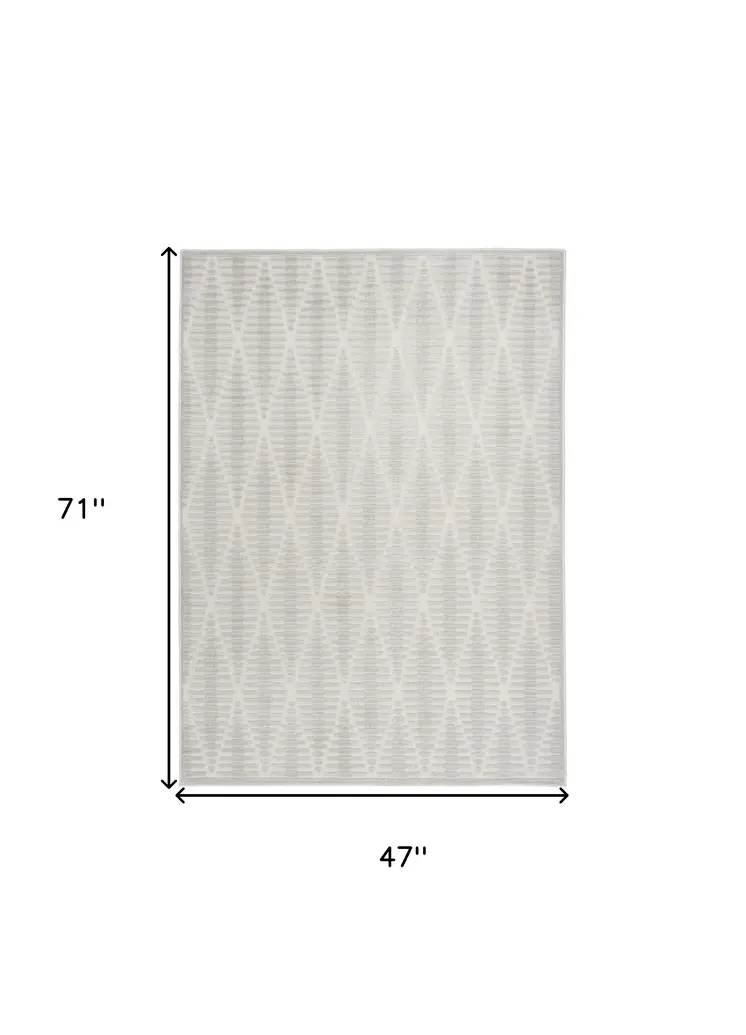 4' X 6' Gray Geometric Area Rug