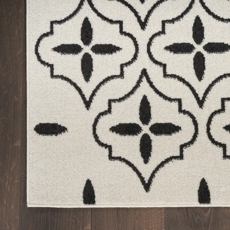 4' X 6' Ivory And Black Geometric Indoor Outdoor Area Rug