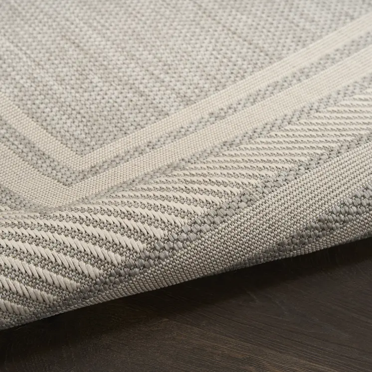 4' X 6' Gray Geometric Indoor Outdoor Area Rug